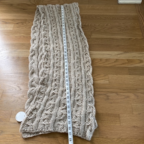 NWT Cintelli e Galluzzo Grey Cable Knit Scarf - Picture 8 of 10